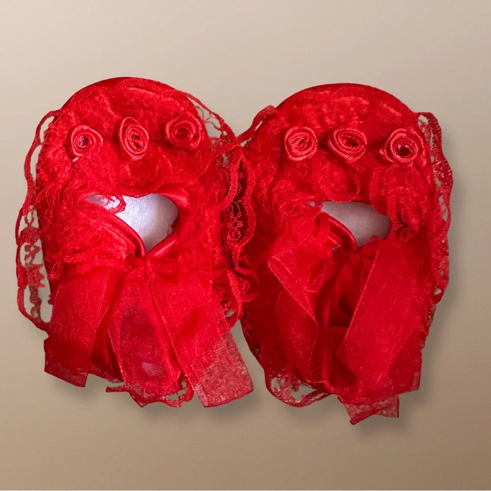 ⭐️ 5 for $25 Red Lace Baby Shoes
